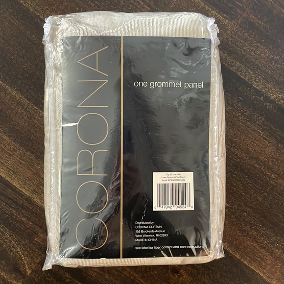 NWT Corona 1 Grommet Panel. - Picture 1 of 3
